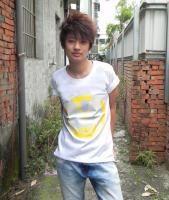 Aaron團體設計工作室 潮T T血 M疊字 設計